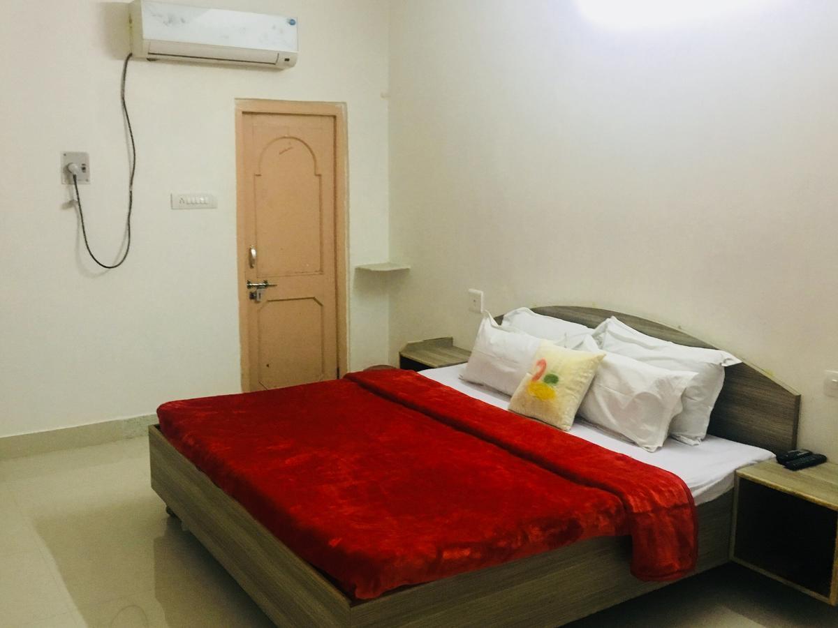 Hotel Santosh Guest House Джодхпур Екстер'єр фото