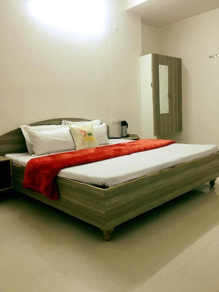 Hotel Santosh Guest House Джодхпур Екстер'єр фото