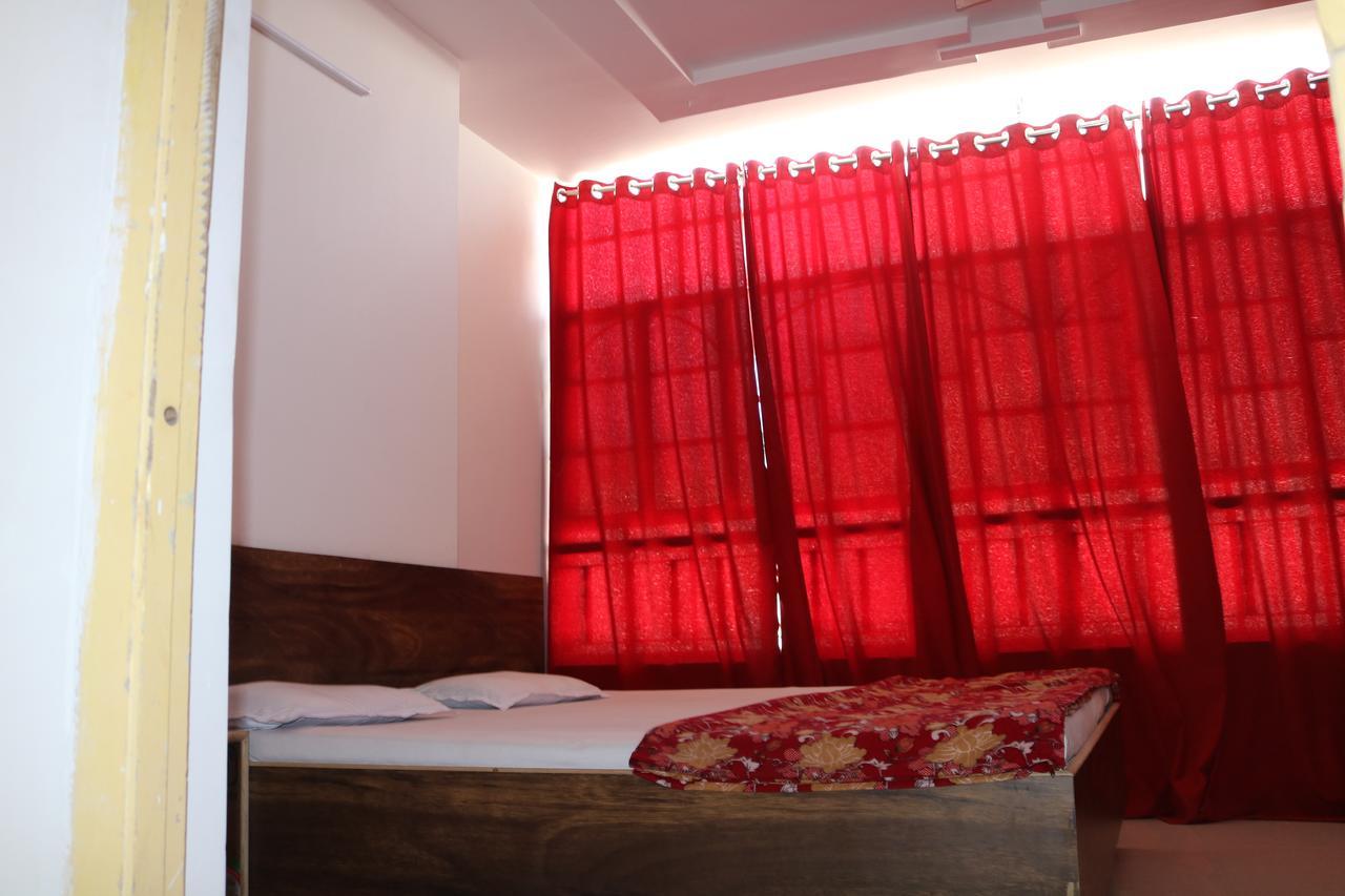 Hotel Santosh Guest House Джодхпур Екстер'єр фото